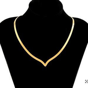 Minimalist V Choker Business Casual gold Necklace chain